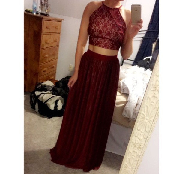 Alya Two Piece Special Occasion Dress | Small - Picture 2 of 8